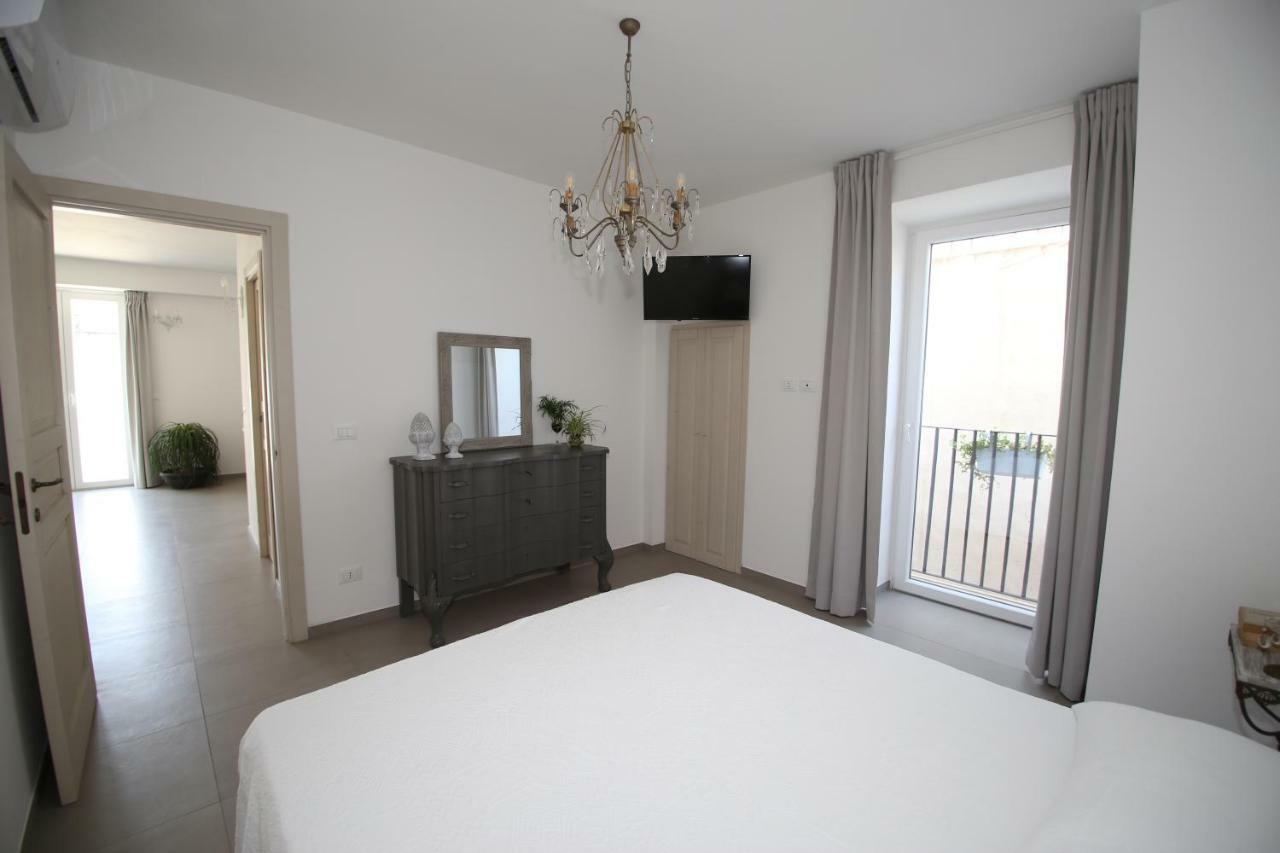 Don Alfredo Bed & Breakfast Таранто Екстериор снимка